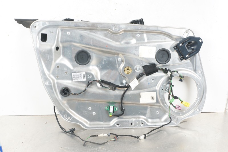 08-14 Mercedes W204 C250 C300 C350 Front Left Side Door Window Regulator OEM