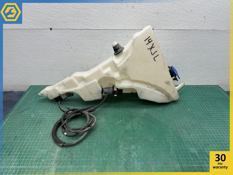 10-19 JAGUAR XJ XJR WINDSHIELD WASHER FLUID RESERVOIR TANK OEM