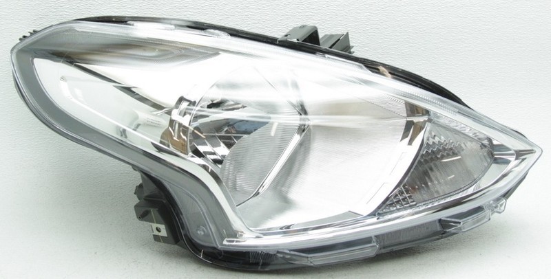 EXPORT (NON-US) OEM Nissan Right Halogen Headlamp 26010-9KM0A Tab Gone