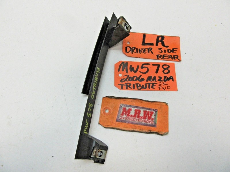 DOOR PANEL DOOR GLASS WINDOW TRACK FRAME BRACKET RUBBER SEAL LEFT REAR L TRIBUTE