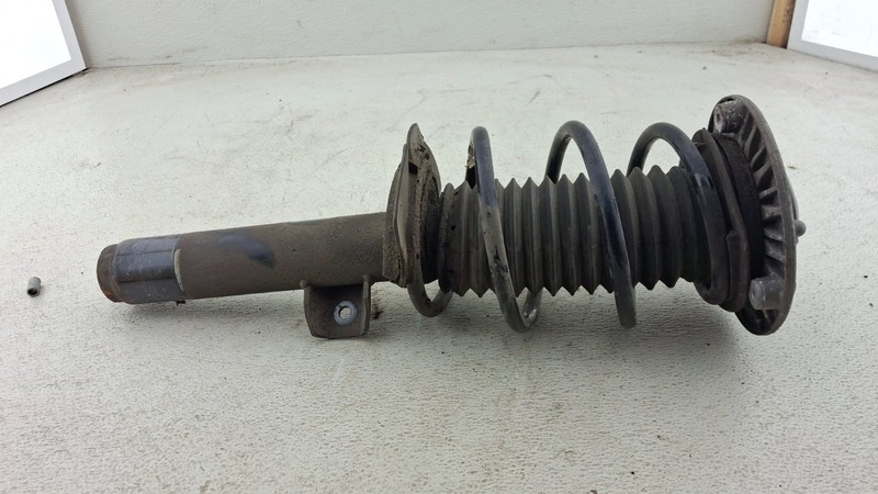 12 - 18 BMW 328i RWD Sedan Front Strut Assembly FRONT Left Driver Side OEM