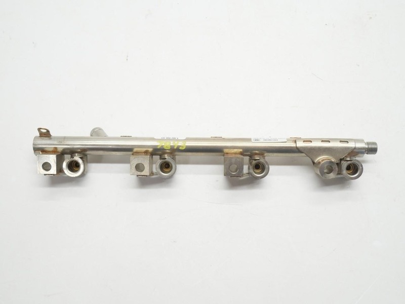 2021-2025 Ford Bronco Sport 2.0L Fuel Injector Rail OEM *Injectors Not Included*