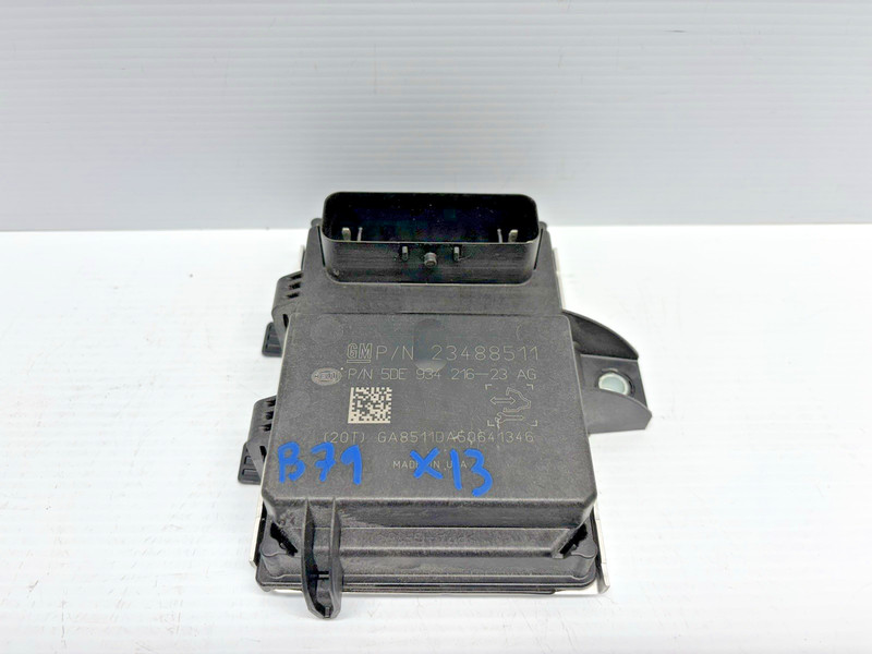 15 Chevy Camaro Fuel Pump Control Module 23488511 OEM