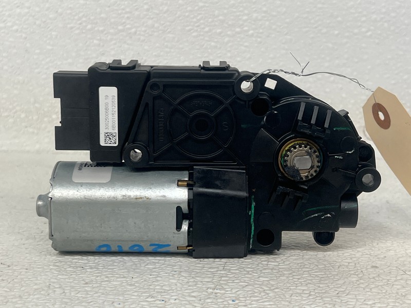 ⭐2016-2018 LINCOLN MKX REAR SUNROOF MOONROOF MOTOR UNIT ASSEMBLY OEM LOT2610
