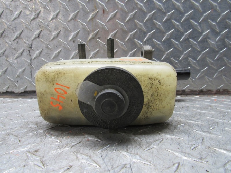 06 07 08 09 10 11 12 13 LEXUS IS250 IS350 BRAKE MASTER CYLINDER