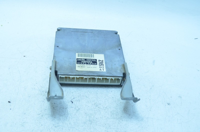 1999 TOYOTA 4RUNNER 3.4L 2WD ENGINE COMPUTER CONTROL MODULE OEM