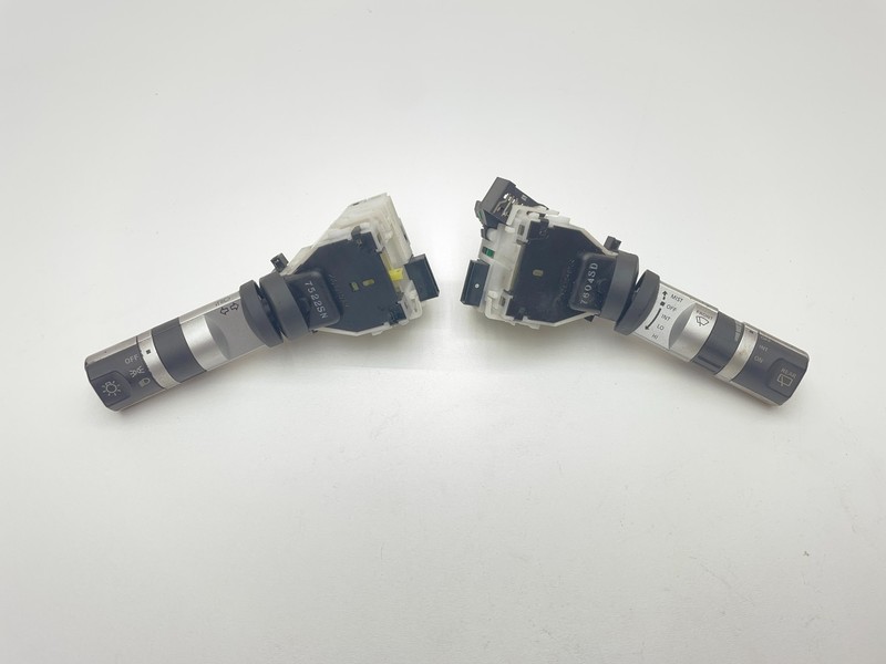 2007 Nissan 350Z Steering Column Turn Signal Headlight Wiper Switch OEM 13BASDC