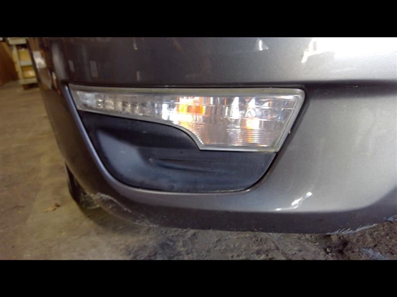 Passenger Corner/Park Light Fog-driving Bumper Mounted Fits 04-19 SENTRA 1366591