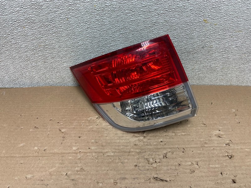 2014 to 2017 Honda Odyssey Left Driver Side Tail Light AB1469 LK