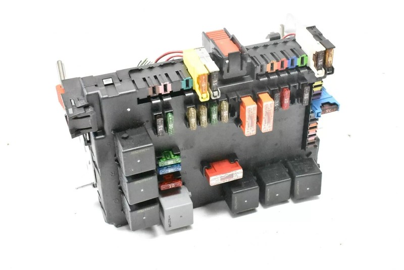 07-09 Mercedes W216 CL63 CL550 S550 Rear Trunk Fuse Box Module 2215403862 OEM