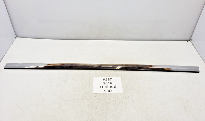 ✅ 2016-2020 OEM Tesla Model X Front Left Driver Door Window Belt Molding Trim