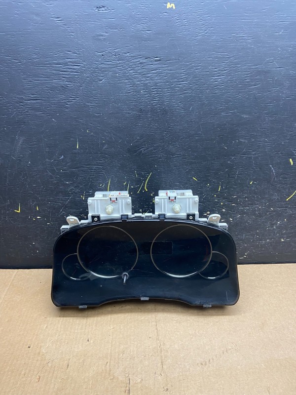 2003 to 2009 Lexus GX470 Speedometer Cluster Gauge OEM z4111 DG