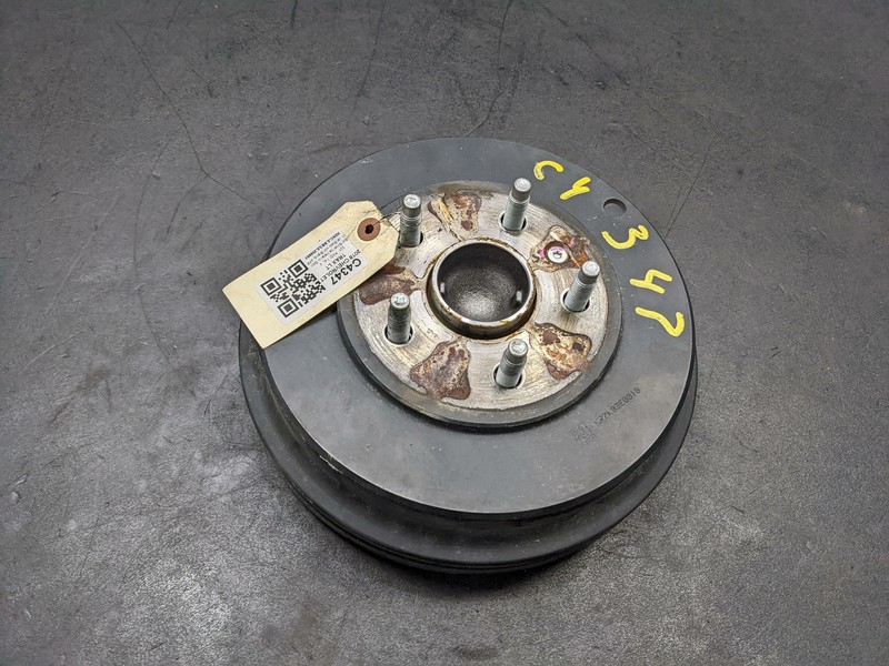 Rear Left Drum Brake w/ Hub 2018 Chevrolet Trax 13593158 95224012 2015 - 2021