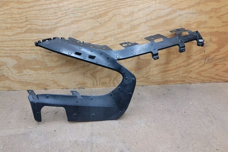 2018 2019 2020 Infiniti QX60 Front Bumper Bracket Right RH Side Cover Frame OEM*