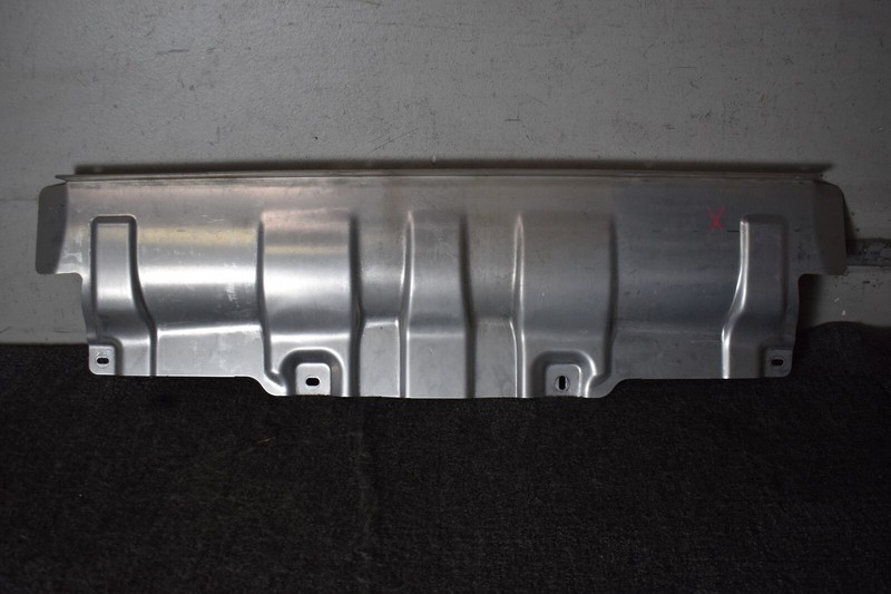 2019-2021 PORSCHE CAYENNE REAR BUMPER MUFFLER HEAT SPLASH SHIELD GUARD