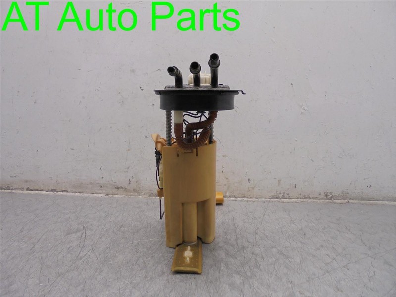 02 03 CHEVROLET AVALANCHE SUBURBAN 2500 8.1L GAS FUEL TANK PUMP OEM 15070525