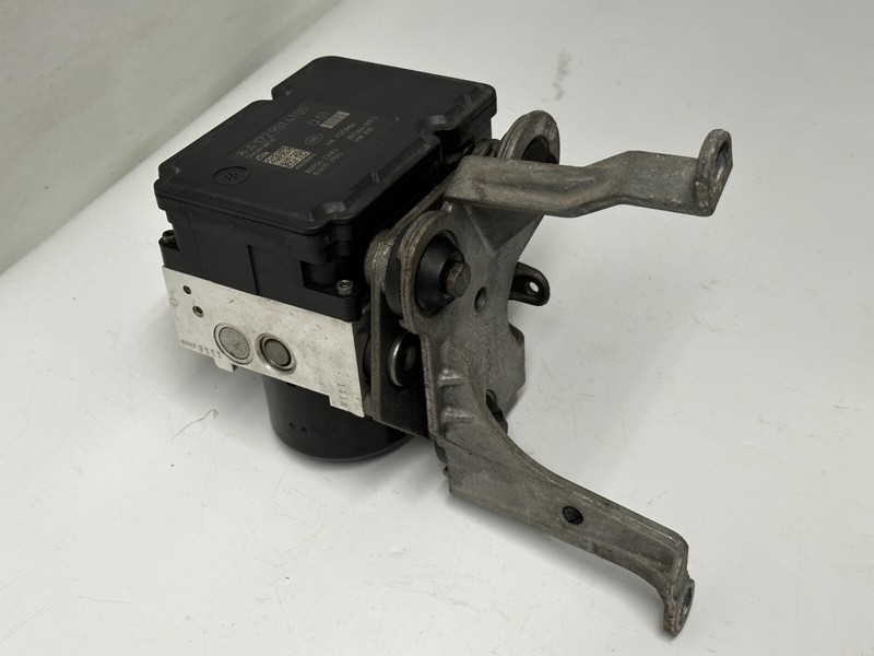🟢 2012-20 Mercedes-Benz SLK250 OEM ABS ANTI LOCK PUMP BRAKE MODULE w/ BRACKET