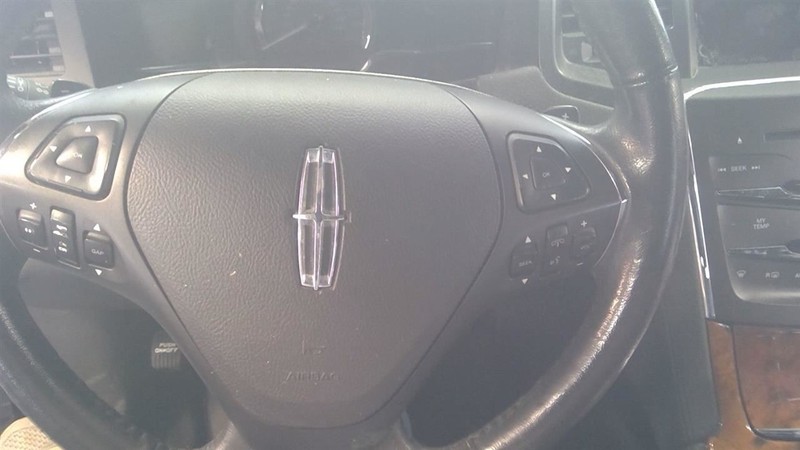 2013-2016 Lincoln MKS Front Driver Steering Wheel Air Bag Black