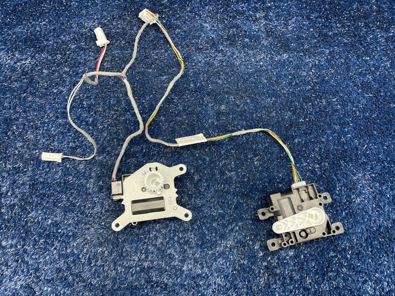 2018–2021 Lexus NX300 HVAC Air Door Actuator Damper Motor Set OEM 063800-2120