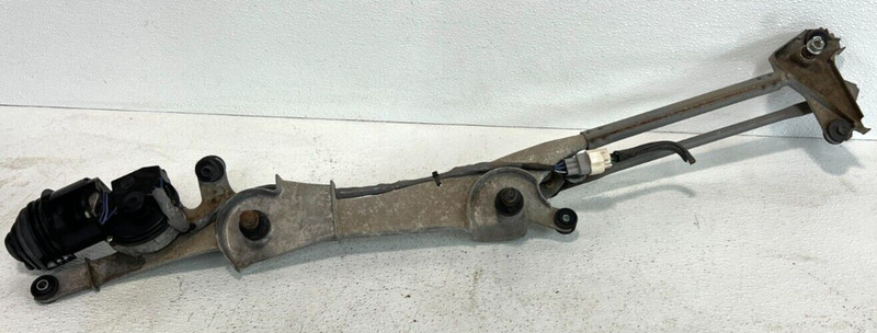 04-09 TOYOTA PRIUS WINDSHIELD WIPER MOTOR + LINKAGE ASSEMBLY OEM