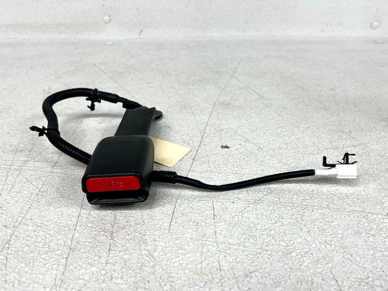 ⭐2014-2020 INFINITI Q50 FRONT LEFT DRIVER SIDE SEAT BELT BUCKLE ASSY OEM LOT2571