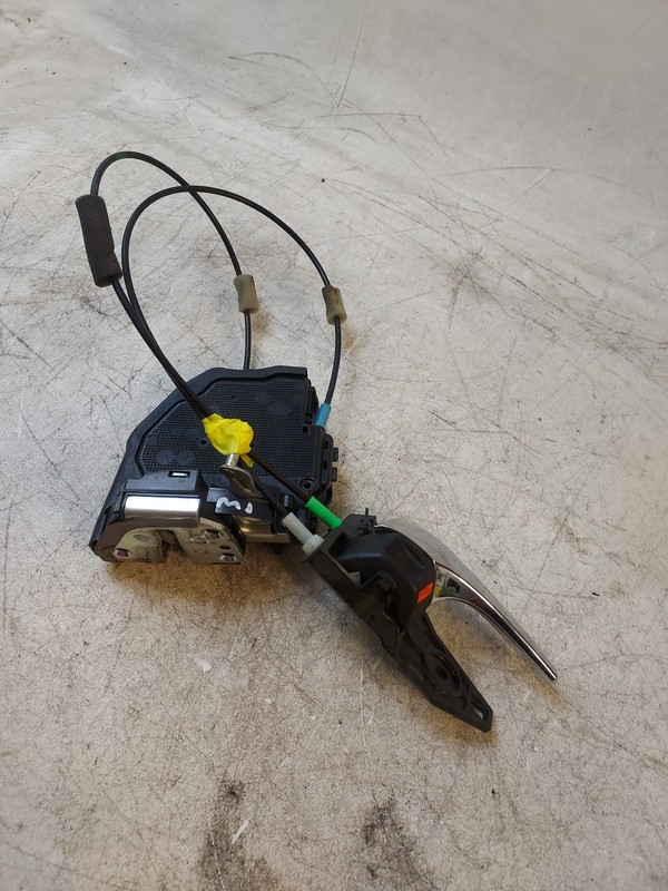 06–24 RAV4 Rear Right Passenger Door Lock Latch Assy w/Interior Door Handle OEM