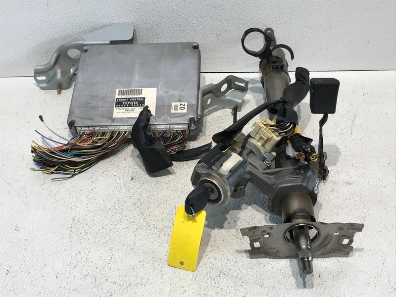 04-06 TOYOTA CAMRY SE AT FWD STEERING COLUMN ASSEMBLY w/ Key ECU ECM OEM