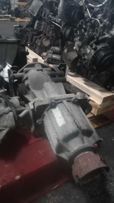Used Differential Carrier Assembly fits: 2010 Lincoln Mks rear Grade A
