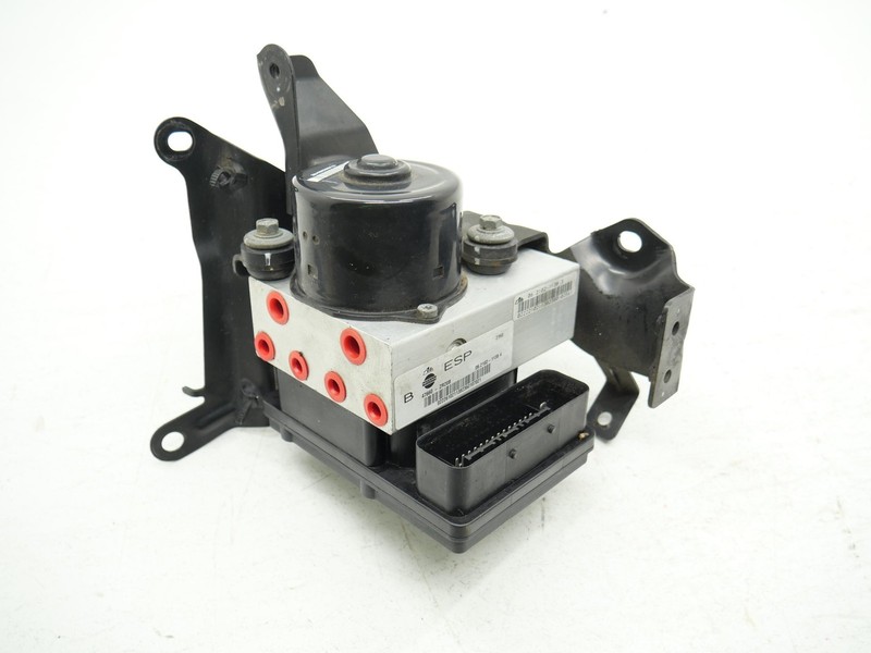 2006-2015 Nissan Armada TA60 ABS Control Module Brake Pump 47660ZQ22B OEM