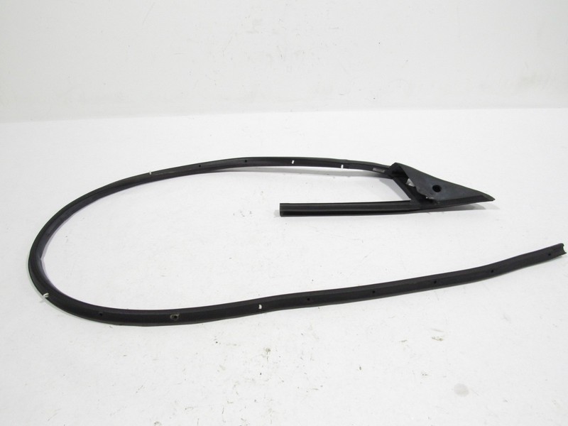 Mercedes SLC43 R172 2017 Right Passenger Door Weatherstrip Rubber Seal 17-20 ;@2