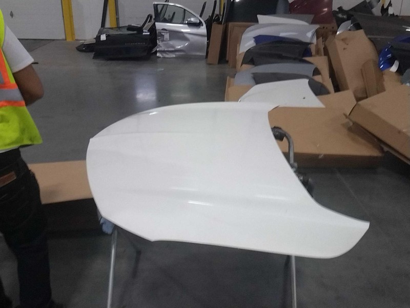 2020 Buick Encore GX White Hood Panel OEM 42775040, 60000 Miles, 4DR SUV
