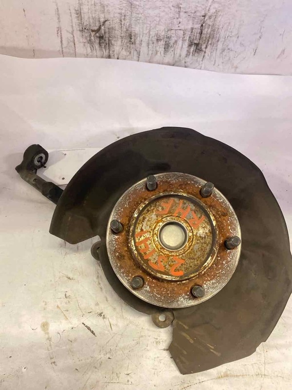 Spindle Knuckle Front TOYOTA TACOMA Right 05 06 07 08 09 10 11 12 13 14 15 16 17