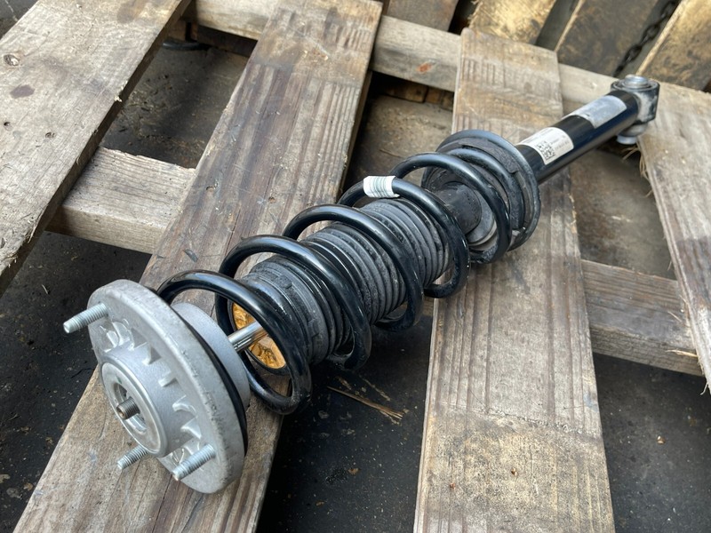 17-23 BMW G30 G31 530 540 Rear Left or Right Shock Absorber Spring Strut OEM ✅