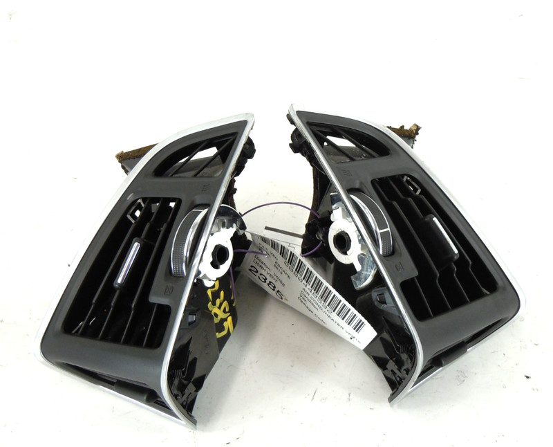 2013 13 Ford Escape Outer Dashboard Dash Air Vent Pair Left Right OEM