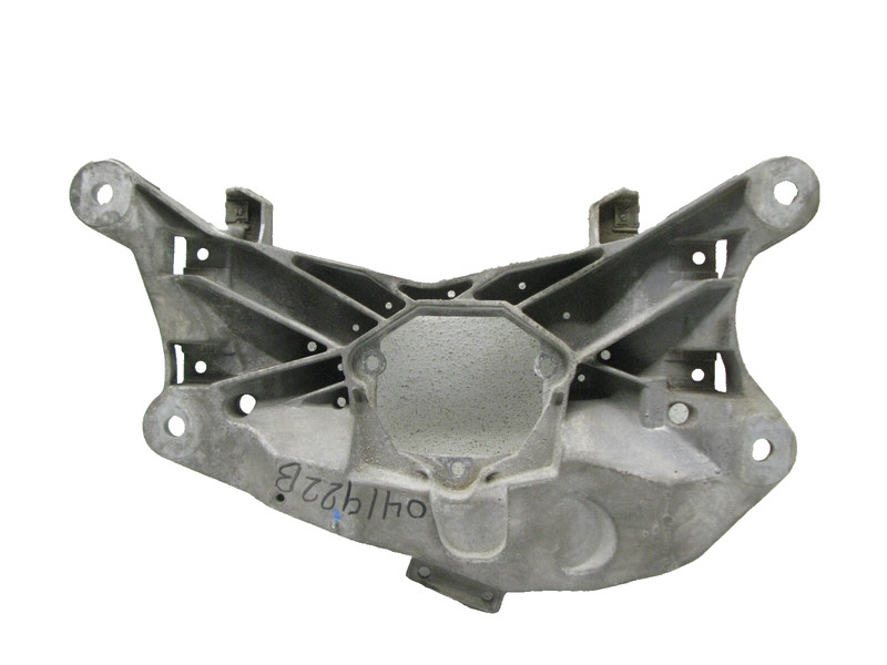 08-18 AUDI 8T A5 A4 S4 S5 QUATTRO AUTOMATIC TRANSMISSION MOUNT BRACKET OEM 04192