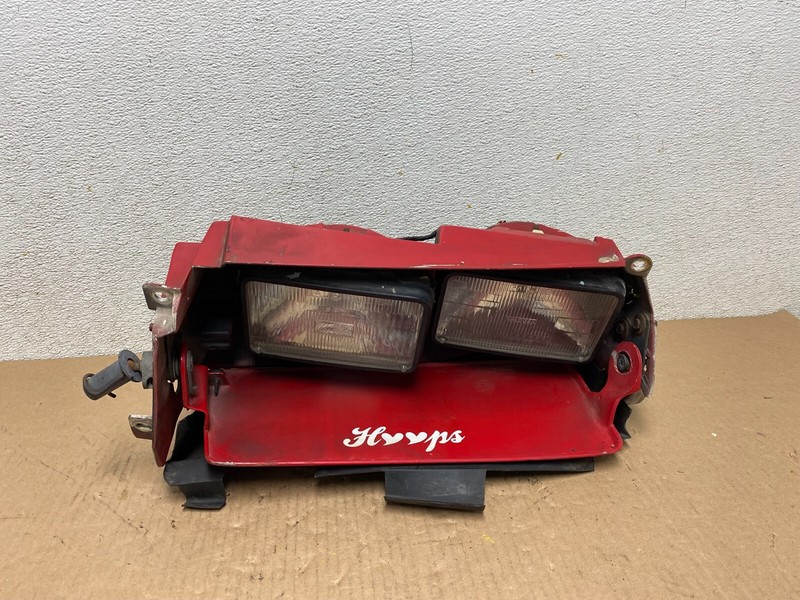 1987 to 1992 Chrysler LeBaron Left Driver LH Halogen Headlight N1141 PS