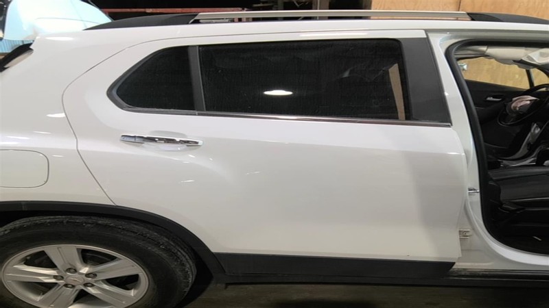 Passenger Rear Side Door Privacy Tint Glass Opt Ako Fits 13-22 TRAX 3538784