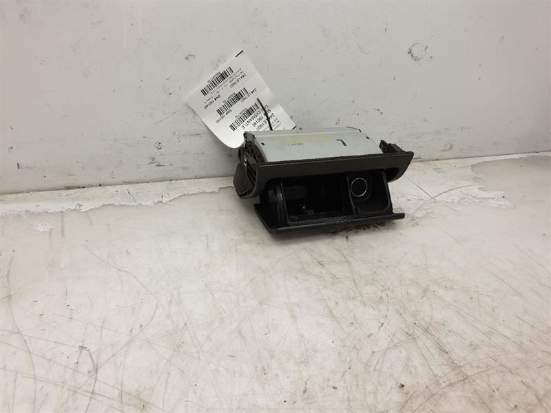 98 99 00 01 02 03 04 05 Lexus GS300 Ash Tray/Lighter 74101-30090