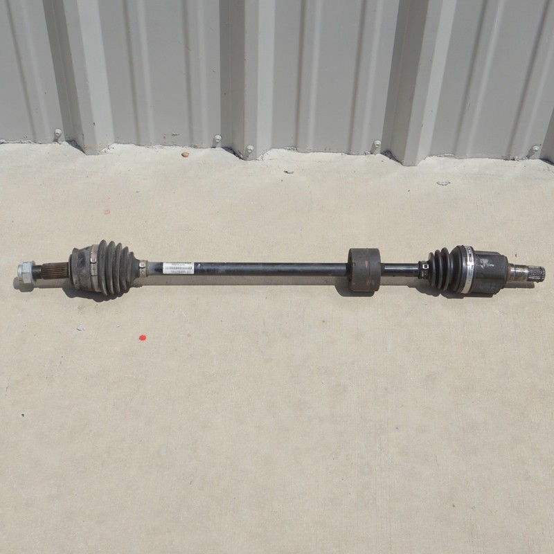 2012 - 2017 FIAT 500 RIGHT AXLE SHAFT DRIVE P68070392AB
