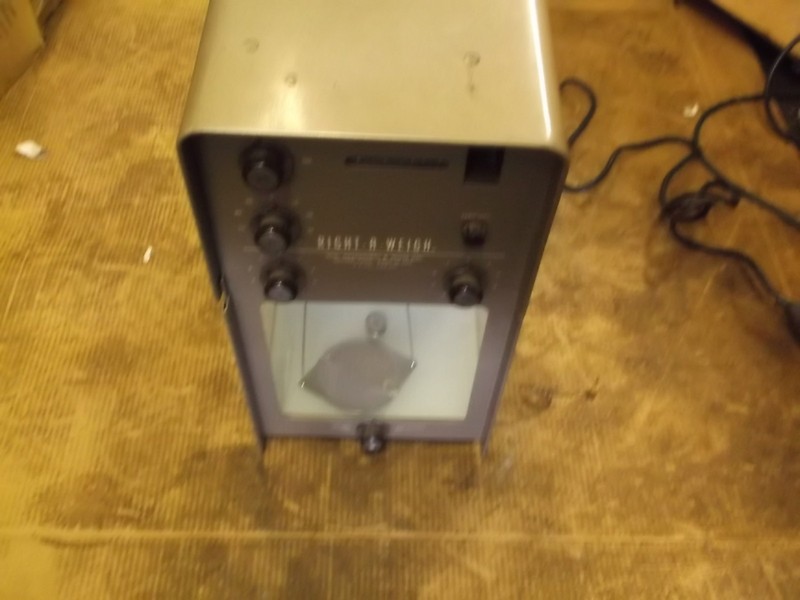 M & R Balance Service Inc Model SC Right-A-Weigh Scale 3.019.846