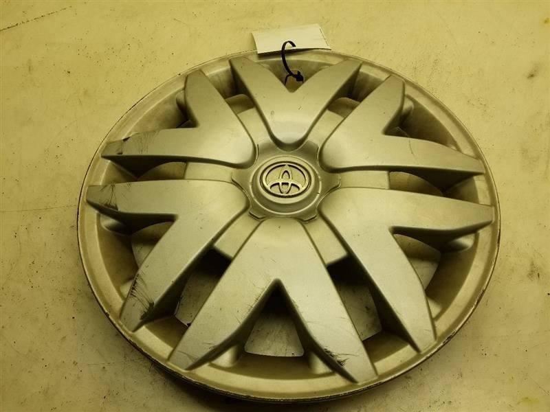 06 TOYOTA SIENNA LE WHEEL CENTER CAP GRY-1F9