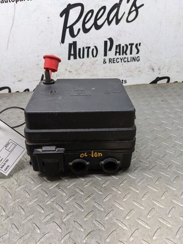 06 2006 Saturn Ion Engine Fuse Box Relay Junction Block Panel Oem 158190 1192236