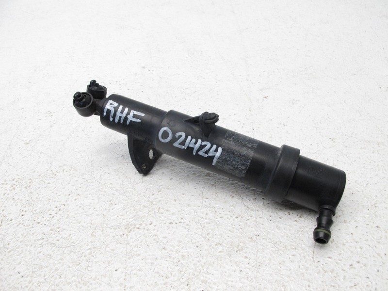 03-09 MERCEDES W209 CLK500 CLK320 HEADLAMP SPRAY JET NOZZLE WASHER RIGHT 021424