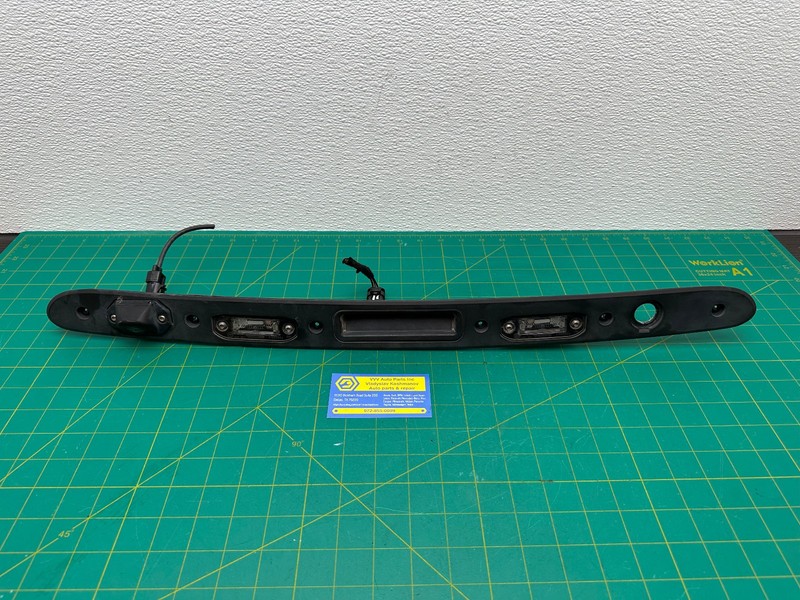 11-13 Volvo S60 TRUNK LID HANDLE / LICENSE PLATE LIGHT LAMP / CAMERAOEM