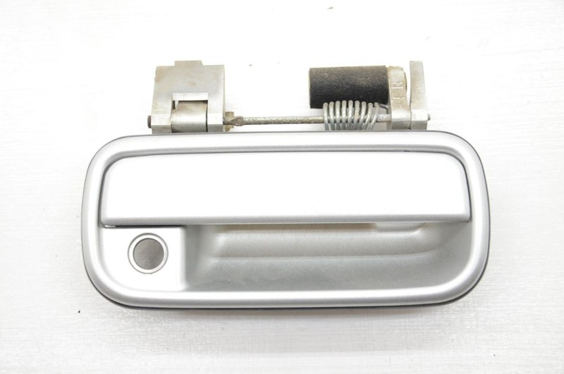 00-02 Toyota 4Runner 4WD Passenger Right Front Silver Exterior Door Handle
