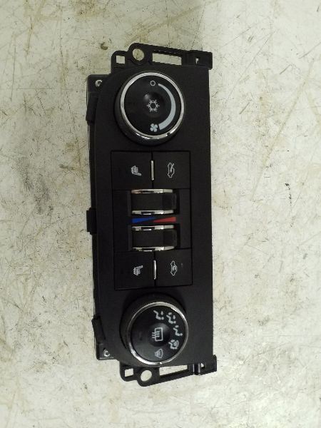 Temperature Control Dual Zone Opt CJ3 Heated Seats Fits 06-11 IMPALA 1915355