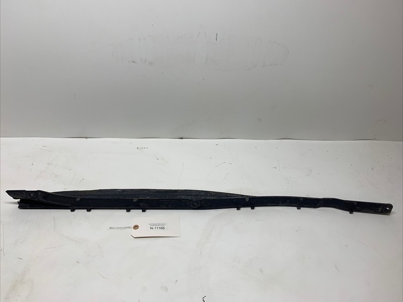 2012-2015 TESLA MODEL S REAR RIGHT PASS SIDE INNER SHIELD STRAKE OEM 11166 U8
