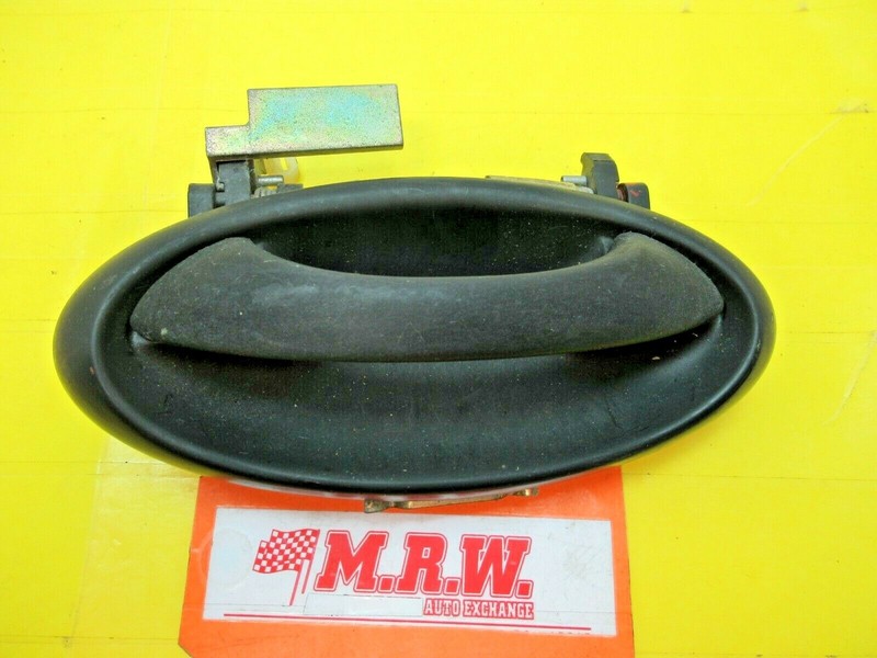 LEFT REAR OUTER DOOR HANDLE DRIVER BACK LR 96 97 98 99 SAAB 00 01 02 03 SAAB 9-3