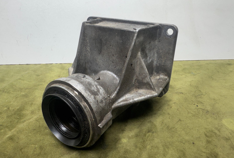 11–19 BMW F15 F25 F30 F32 Front Differential Axle Bearing Support Bracket OEM
