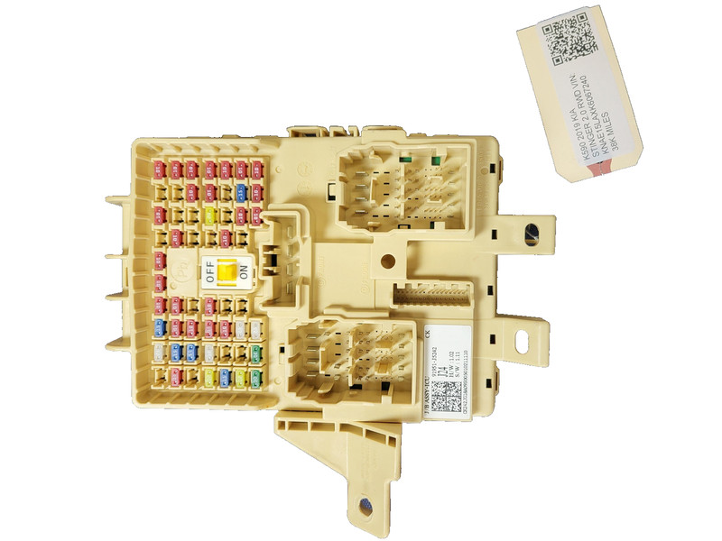 Used Oem Kia Cabin Fuse Relay Junction Box 91951-J5242 for 2019 Stinger 2.0 RWD